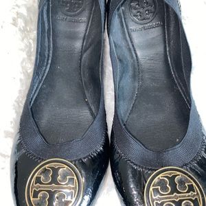 Tory Burch ballet flat black gold hardware